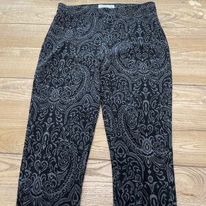 Abercrombie & Fitch Black and Gray Patterned Leggings
